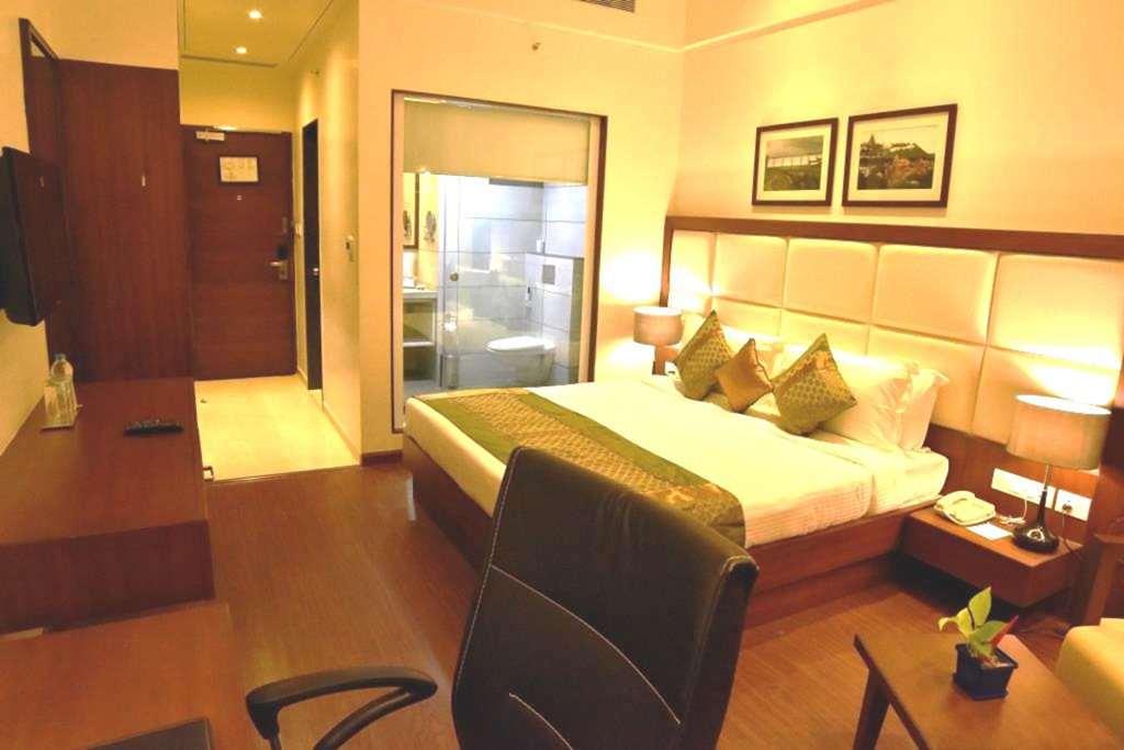 Comfort Inn Donil Vadodara Habitación foto