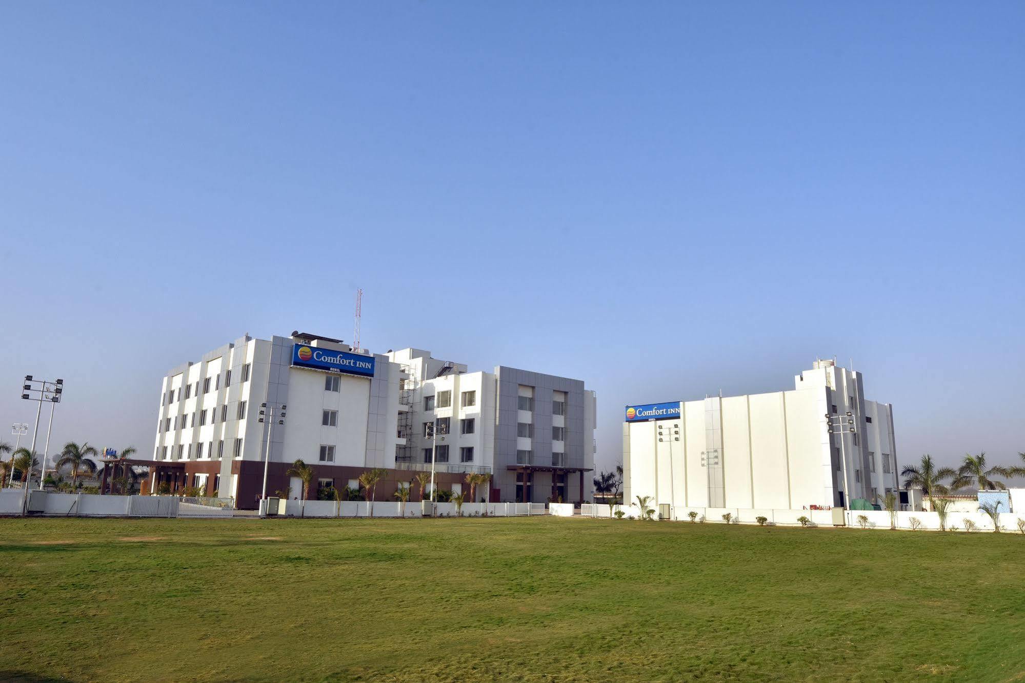 Comfort Inn Donil Vadodara Exterior foto